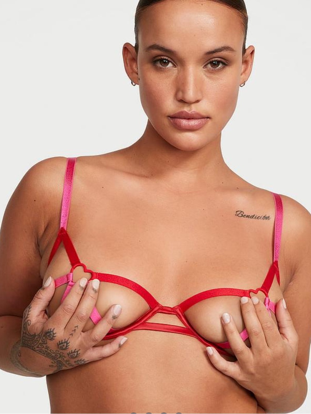 NWOT Victorias Secret Very Sexy Heartware Open-Cup Strappy Caged Demi Bra XL